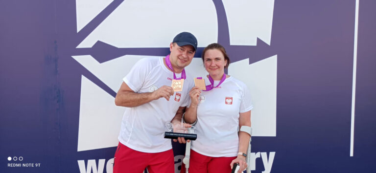 Milena Olszewska i Łukasz Ciszek brązowymi medalistami Mistrzostw Świata Osób z Niepełnosprawnościami w konkurencji mikst – Dubaj 2022 ￼