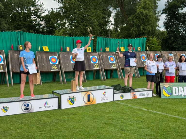 Łucznicza rywalizacja nabiera tempa – za nami 2 Runda Pucharu Polski w łukach bloczkowych i barebow