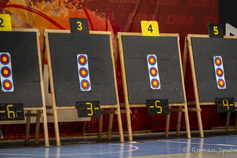 Halowe Zawody Kontrolne Kadry Narodowej PZŁucz