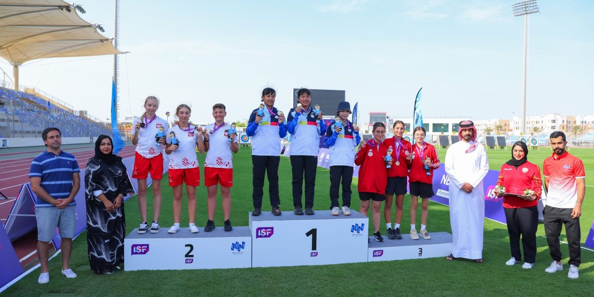 Srebrne medalistki zespołowo Gimnajzada 2024 od lewej Julia Kupczak Kalina Dzierżak Otylia Strzałka